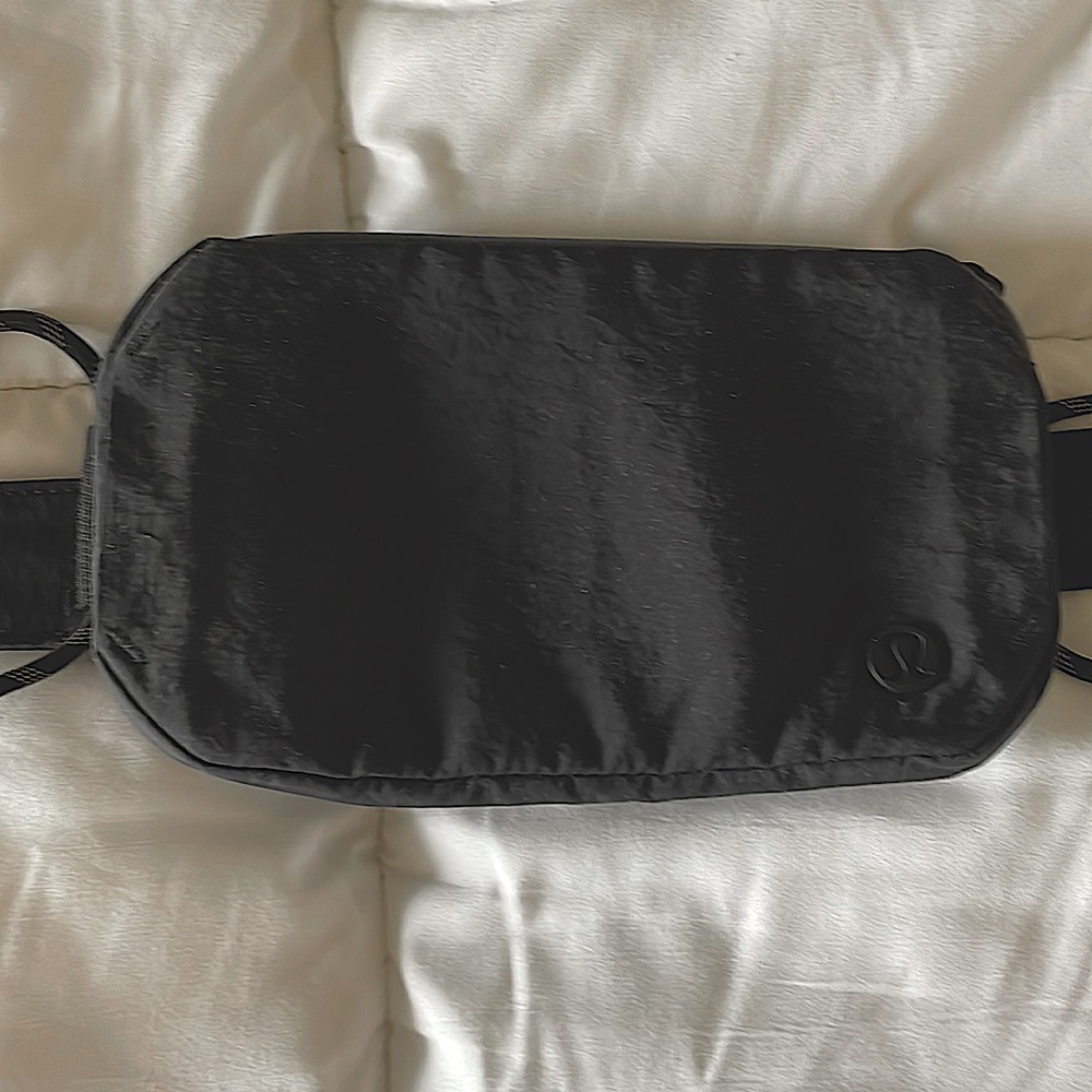 Lululemon Fanny Pack/ Crossbody Unisex